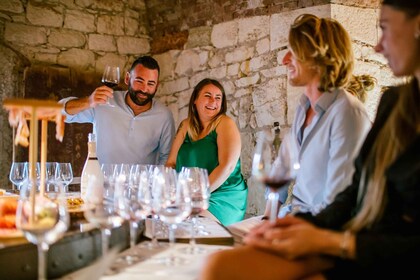 Pastrengo: degustación de vinos y comida del lago de Garda en un fuerte his...