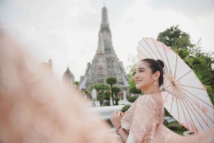 Photoshoot in Thai Costume