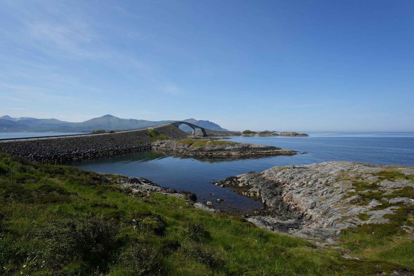 Picture 1 for Activity Molde: Atlantic Ocean Road and fishing village Bud