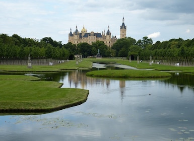 Schwerin - Private Tour of the Castle & Cathedral