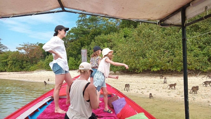 Private Local Snorkeling at Khao Na Yak by longtail boat
