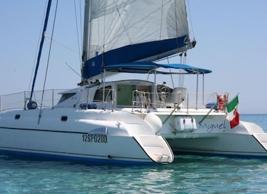 From Cannigione: Catamaran tour in La Maddalena Archipelago