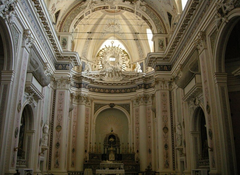 Picture 4 for Activity Noto: Historical Walking Tour with a Local Guide