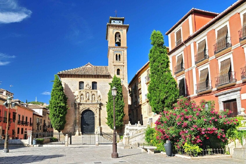 Picture 6 for Activity Cathedral and Royal Chapel with Albaicín and Sacromonte