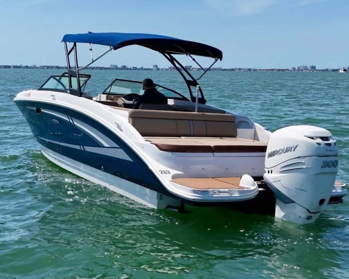 Picture 29 for Activity Miami: Guided Boat Tour with Champagne