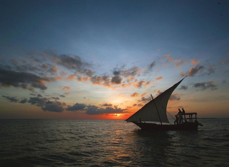 Zanzibar Edition ; Sails & Sunset Cruise Kendwa/Nungwi Beach