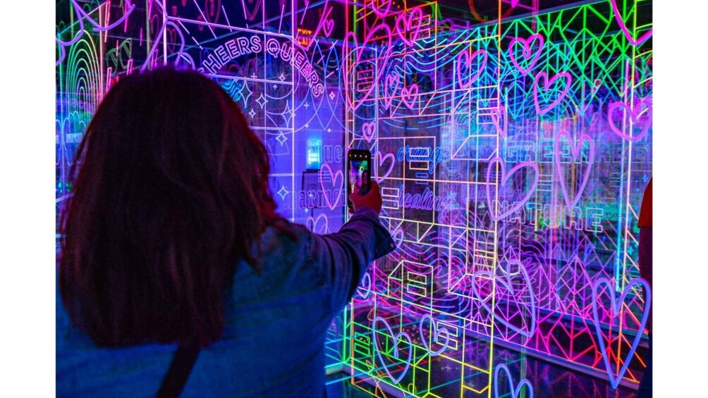 San Antonio: Hopscotch Immersive Art Experience Ticket