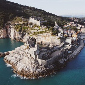 Portovenere : Visite guidée en bateau privé avec apéritif