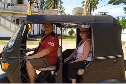 Desde Negombo: Visita a la ciudad y al pueblo pesquero en Tuk-Tuk