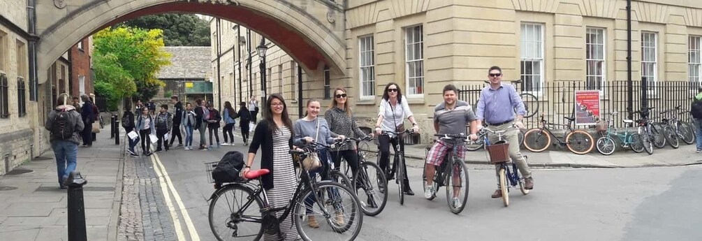 Picture 5 for Activity Oxford: Bike Tour with Local Guide