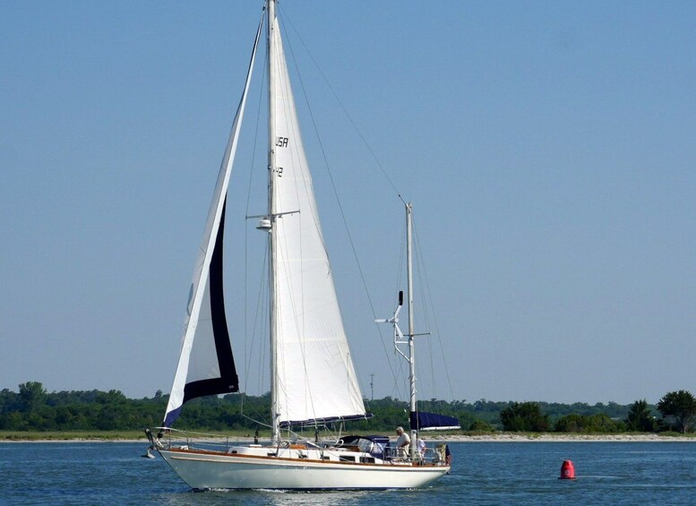 Wilmington: Wrightsville Beach Private Sailboat Cruise