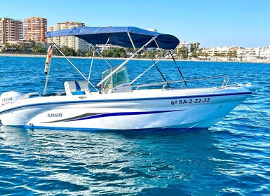 Benalmadena: Boat Rental without Licence Required