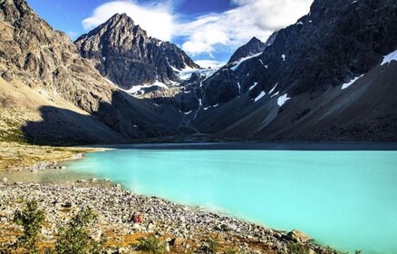 Tromsø: เดินป่าไปยังทะเลสาบสีฟ้า (Blåisvatnet)