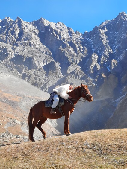 Horse riding tour in Kazbegi