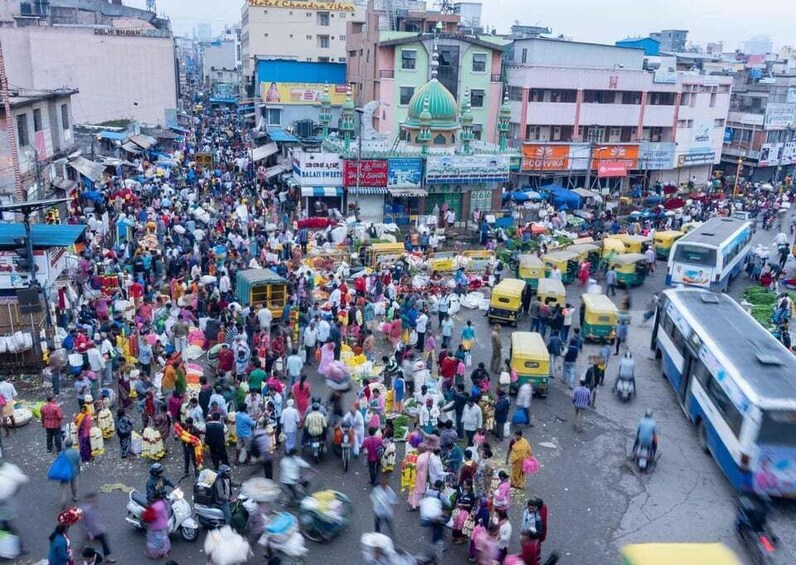 Picture 3 for Activity Magical Chennai Markets Tour (2 Hours Guided Walking Tour)