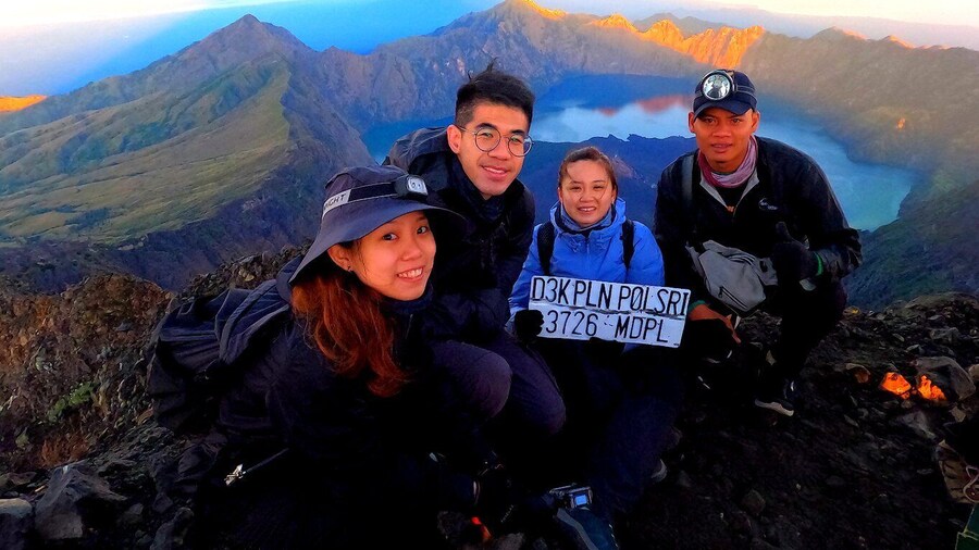 Lombok: Mount Rinjani 3-Day Trek with Summit and Lake
