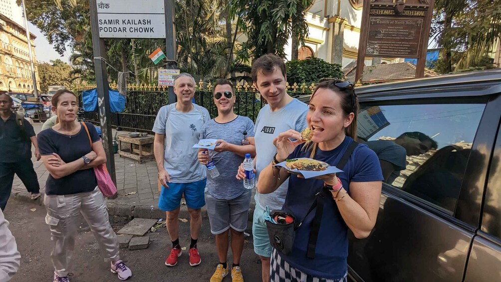 Picture 3 for Activity Discover Mumbai's street & beach with Vegetarian food tour