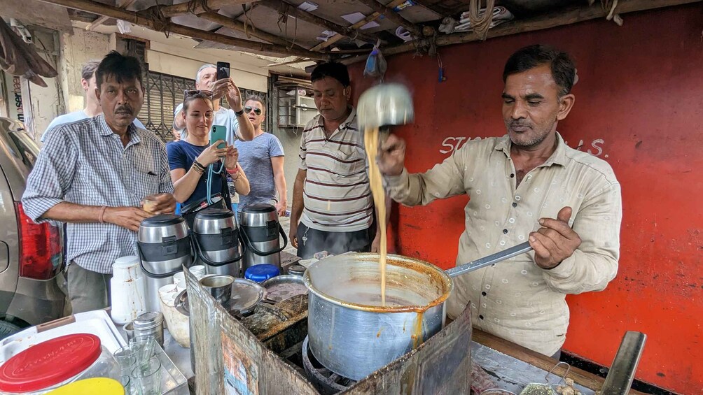 Picture 2 for Activity Discover Mumbai's street & beach with Vegetarian food tour