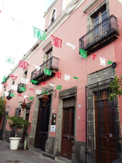 Picture 4 for Activity Tlaquepaque Magic Town: Artisans, Traditions, Architecture