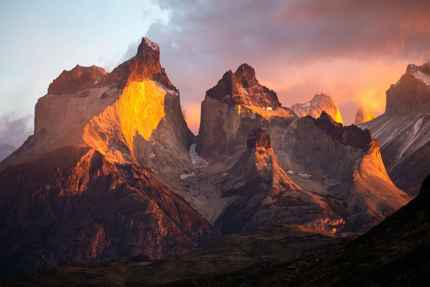 Picture 2 for Activity Full Day Torres del Paine + Cueva del Milodon