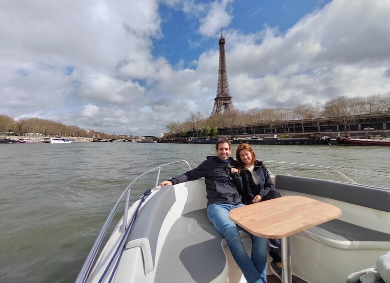 Picture 30 for Activity Paris private boat Seine River start near Eiffel Tower