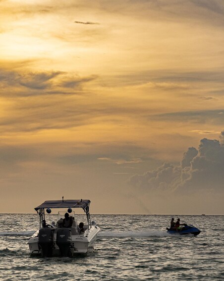 Picture 3 for Activity Cartagena: Sunset Bay Tour Up To 10 People