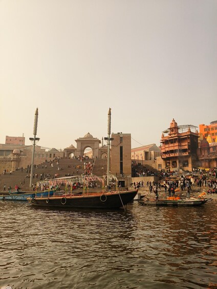 Picture 4 for Activity Varanasi: Manikarnika Ghat (Oldest Cremation Site) Tour