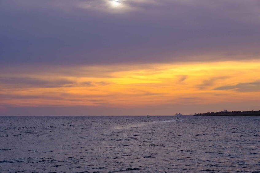 Picture 1 for Activity Curacao: Sunset Boat Trip with Snacks and Drinks