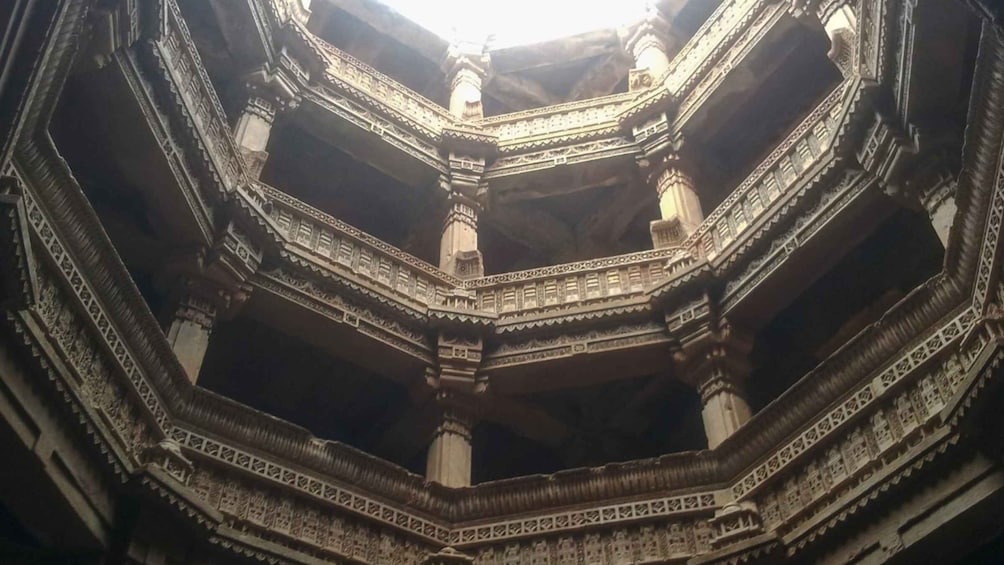 Picture 2 for Activity Ahmedabad: Adalaj Stepwell & Religious Tour with transfer