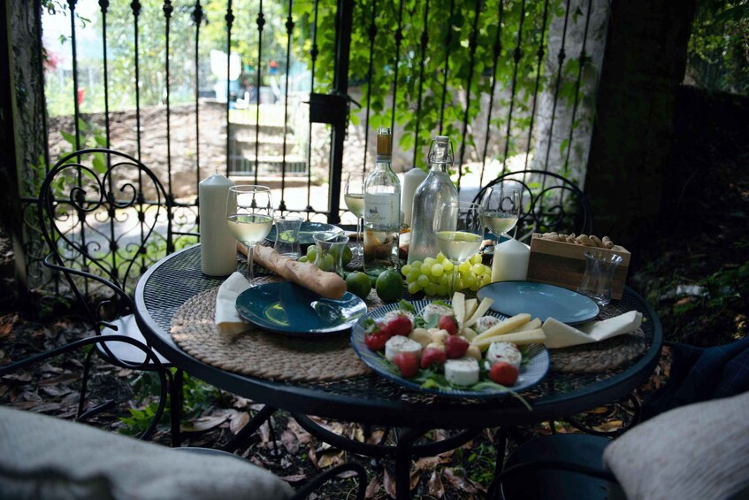 Picture 3 for Activity From Varenna: Forest trekking & picnic in the secret garden