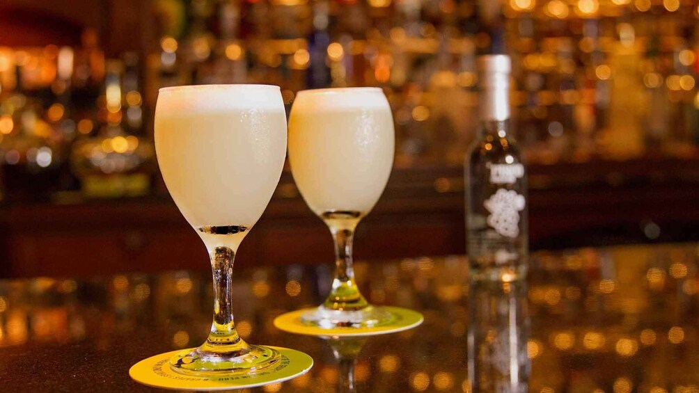 Picture 3 for Activity Scenic Cusco - Kukuli Show |Pisco Sour|