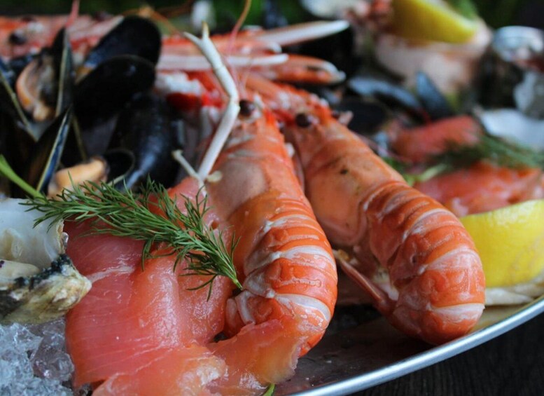 Glasgow: Luxury Seafood Platter at Scottish Restaurant