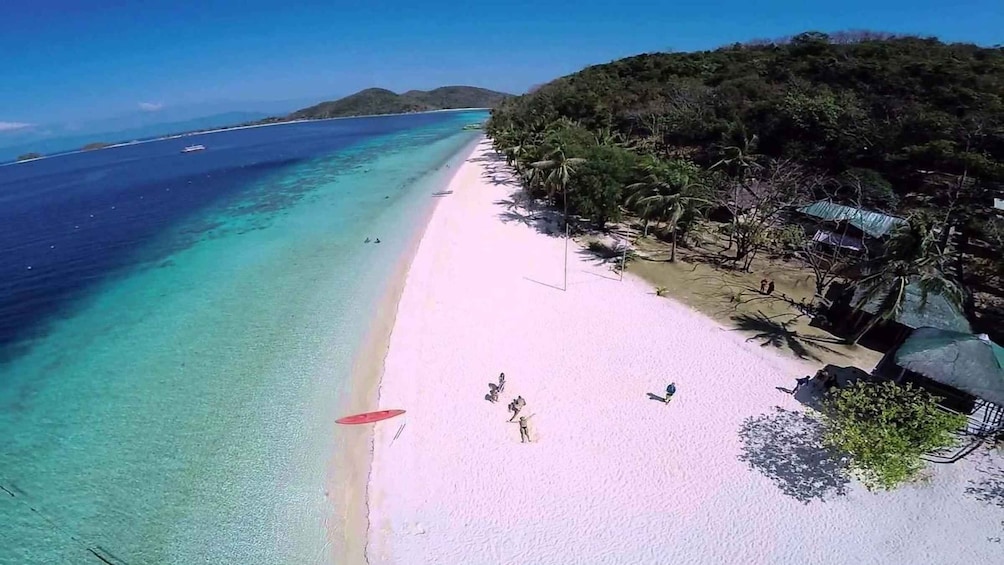 Picture 1 for Activity Coron: Complete Island Hopping Guided Tour with Lunch