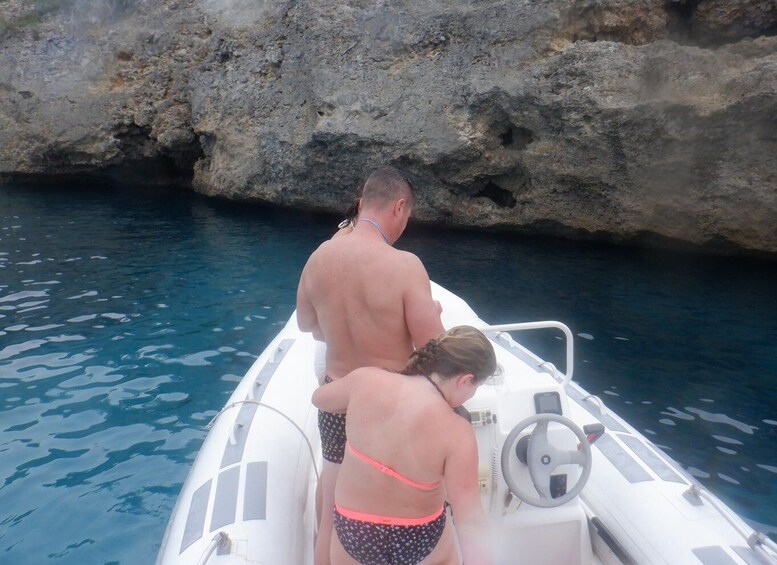 Picture 6 for Activity Curacao Speedboat, Beach, Blue Room and Snorkel Adventure