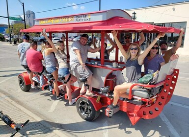 Dallas Party Bike Pub Crawl in Deep Ellum