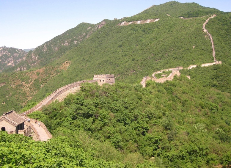 Picture 3 for Activity Beijing: Private Tour to Mutianyu & Huanghuacheng Great Wall