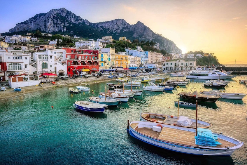 Naples: Capri Transfer with Island Boat Tour and Free Time