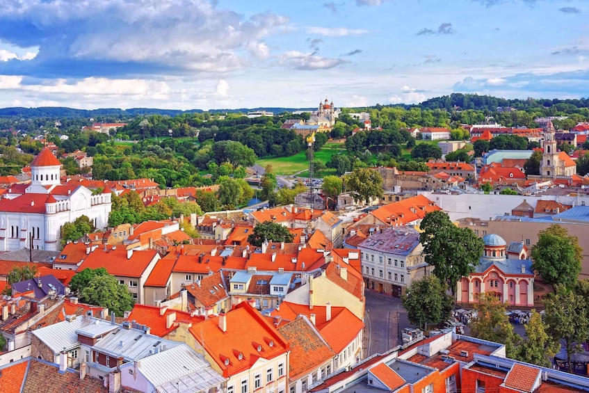 Vilnius: Express Walk with a Local in 60 minutes