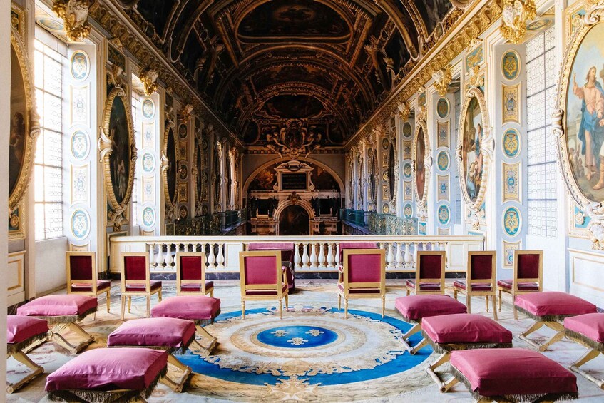 Picture 6 for Activity Fontainebleau: Fontainebleau Palace Private Guided Tour