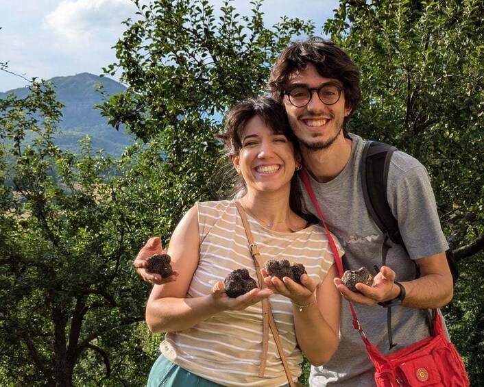 Picture 10 for Activity From Parma/Cinque Terre: Truffle Hunting Experience & Lunch