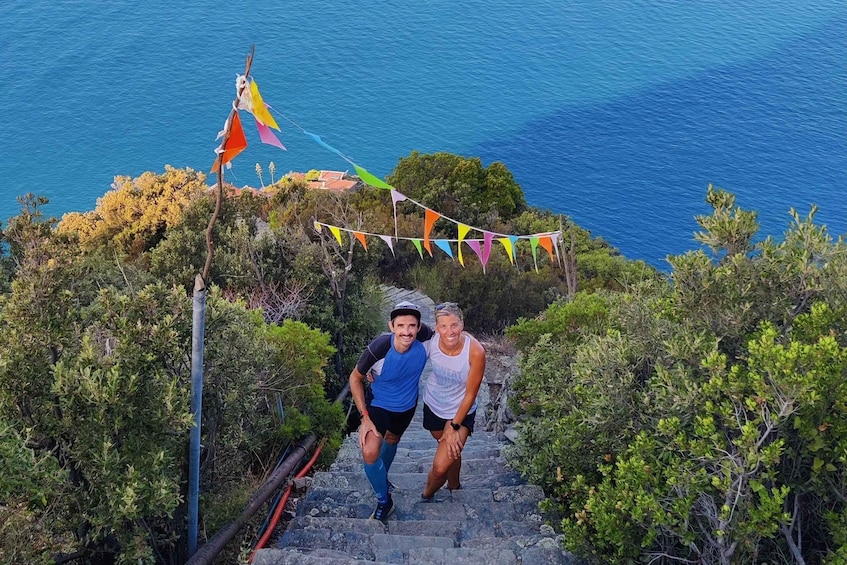 Cinque Terre: Private Trekking Riomaggiore to Monesteroli