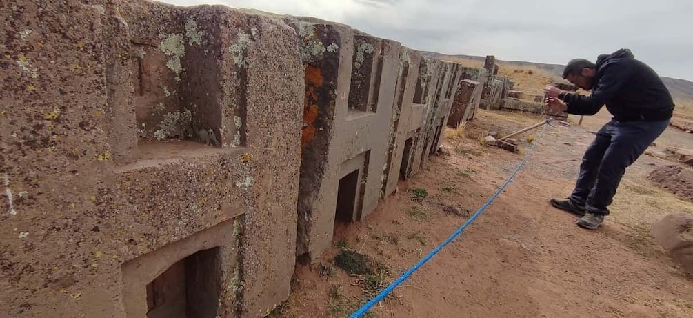 Picture 1 for Activity La Paz: Tiwanaku Archeological Ruins Guided Tour