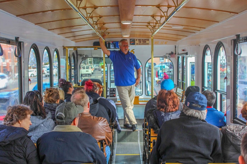 Picture 4 for Activity Portland: Trolley City Tour with Portland Head Light Stop