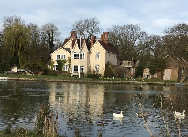 Picture 2 for Activity Oxford: Sightseeing Boat Cruise with Prosecco