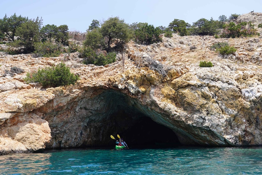 Naxos: Sea Kayak Trip at Rina Cave with Snorkeling & Picnic