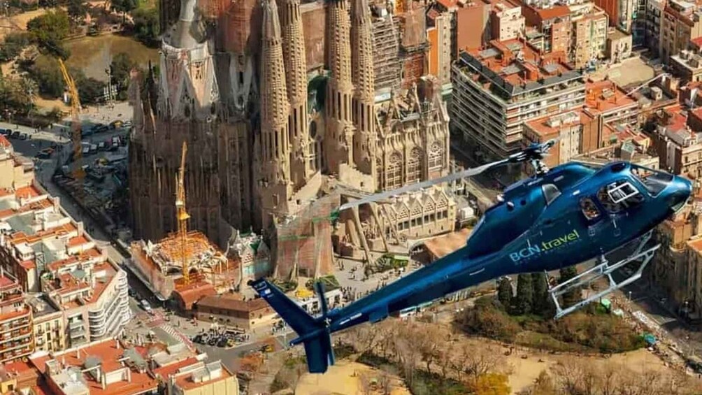 Barcelona: Official Helicopter Tour