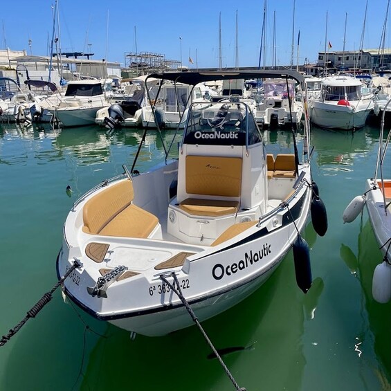 Picture 16 for Activity Benalmadena: Boat Rental in Malaga for hours