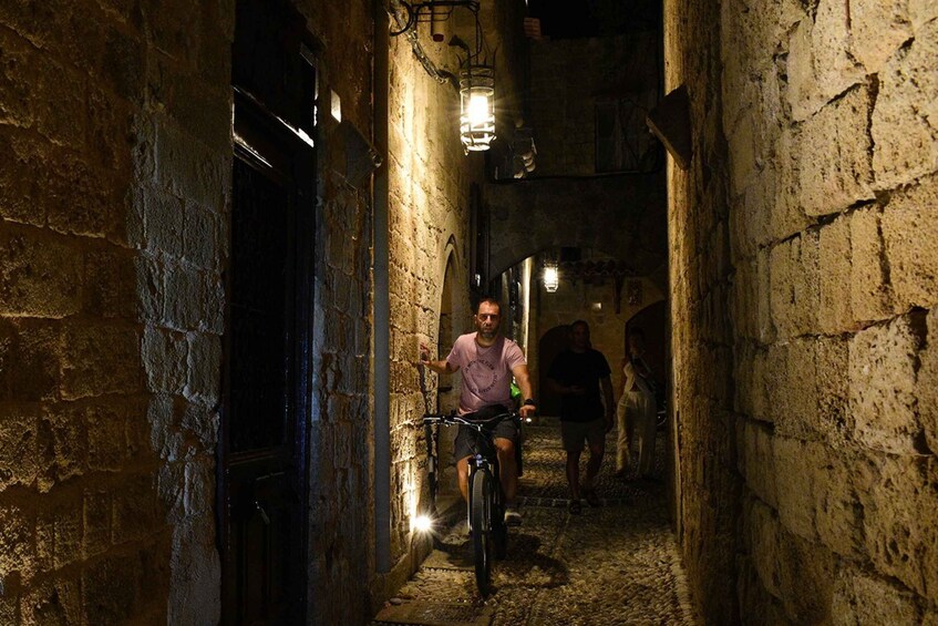 Picture 6 for Activity Night Rhodes: old town Gastro e-bike tour with drink & meze