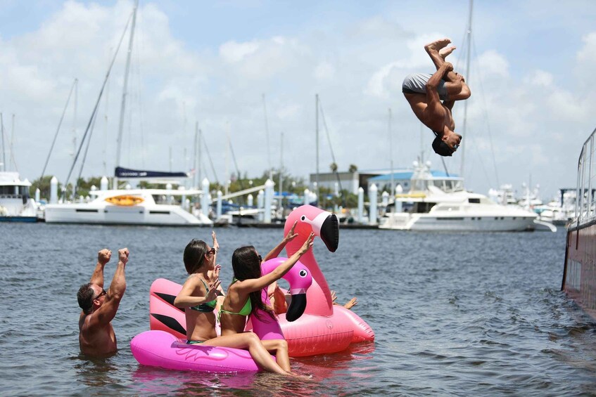 West Palm Beach: Sip & Dip Cruise