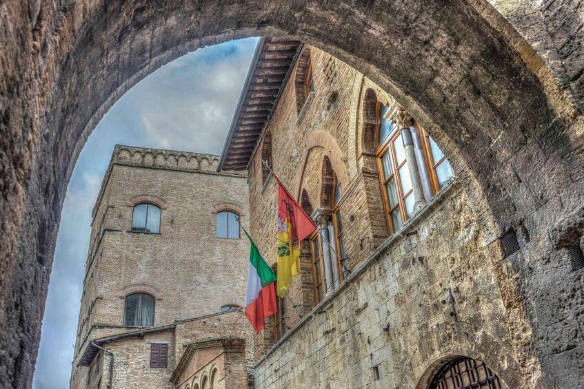 Picture 3 for Activity San Gimignano Private Walking Tour